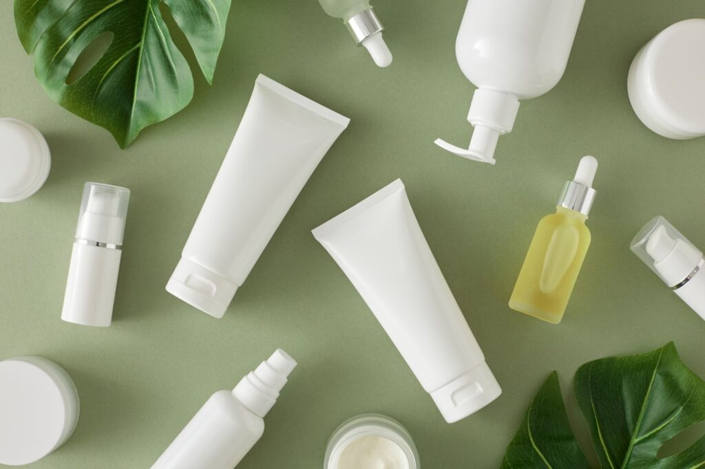 洗顔料やクリームなどのスキンケア用品