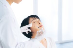 プルリアルの持続期間や効果が出始めるまでの期間、ダウンタイムについて解説