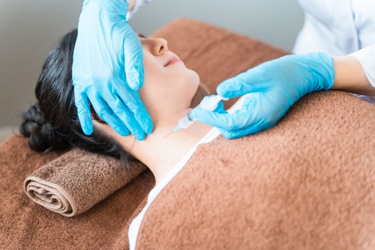 ボライトは首のシワ・ハリに効果あり？持続期間やダウンタイムも解説