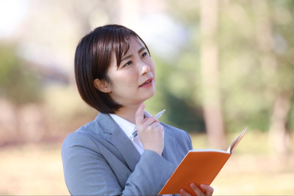 目頭切開 仕事休めない 