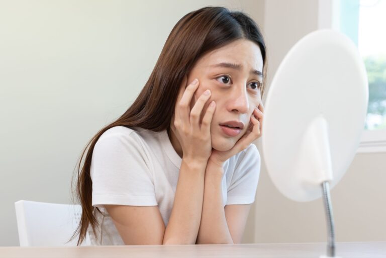 クマ取りは痛い？麻酔の種類や施術中・術後の痛みを時系列で解説